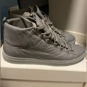 Grey suede balenciaga arena new arrivals
